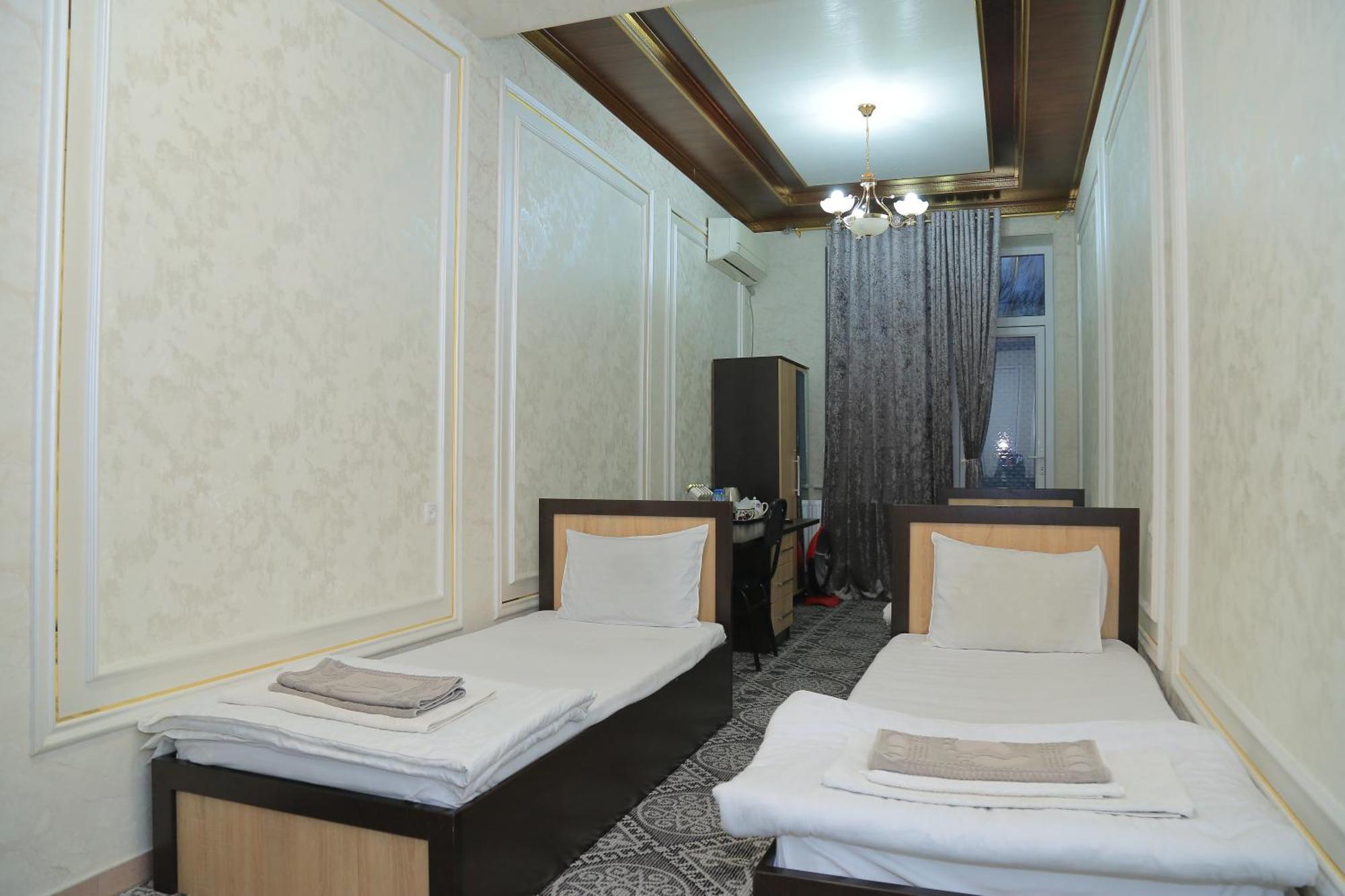 Hostel Farovon Marghilon Exterior photo