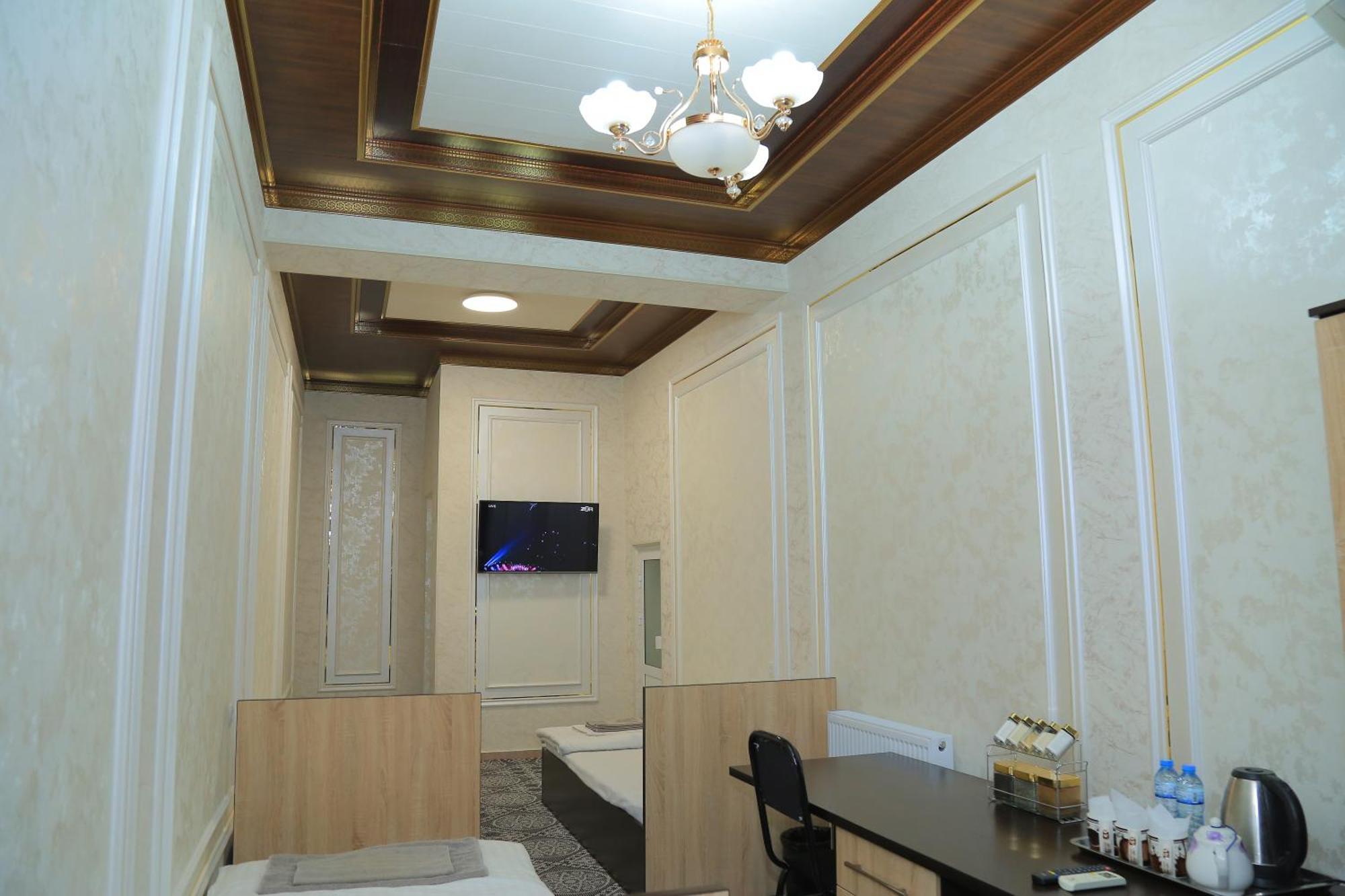 Hostel Farovon Marghilon Exterior photo