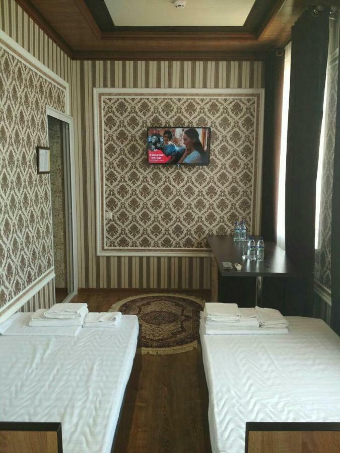 Hostel Farovon Marghilon Exterior photo