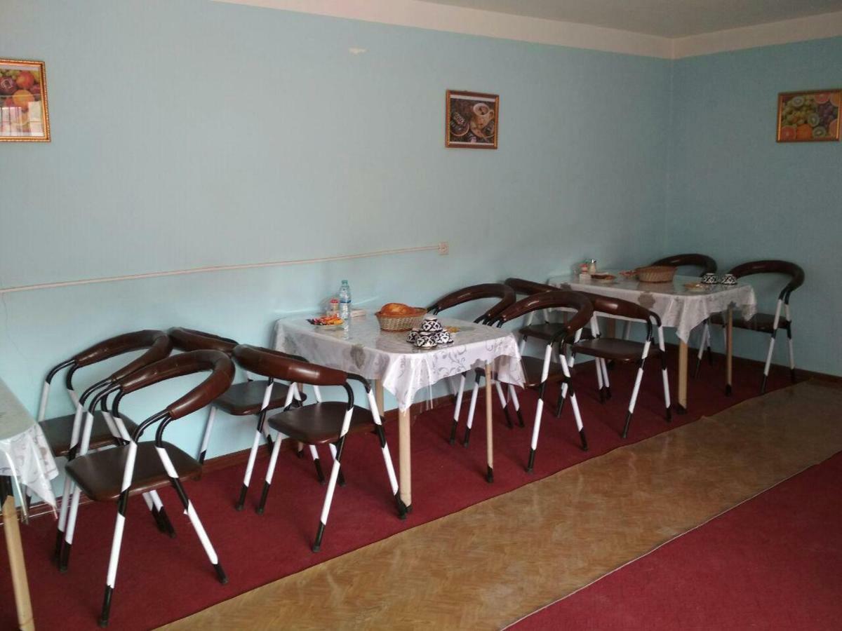 Hostel Farovon Marghilon Exterior photo